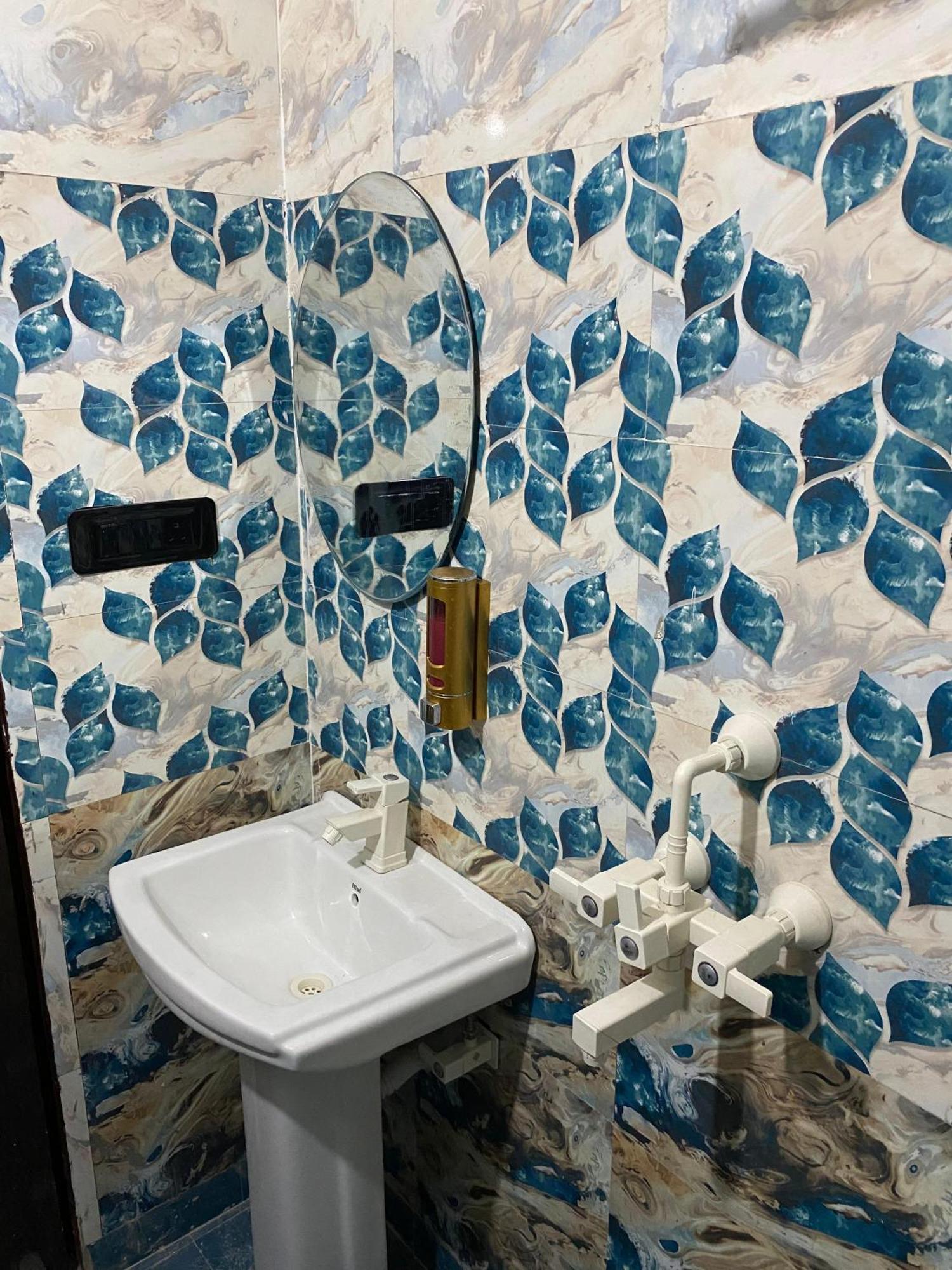 Vats - Top Rated Homestay Villa *